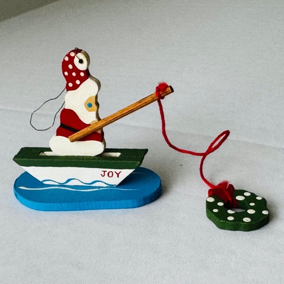 Vintage Emgee Hawaii Wood Christmas Ornament Santa Fishing Boat JOY Wreath RARE - Picture 1 of 10